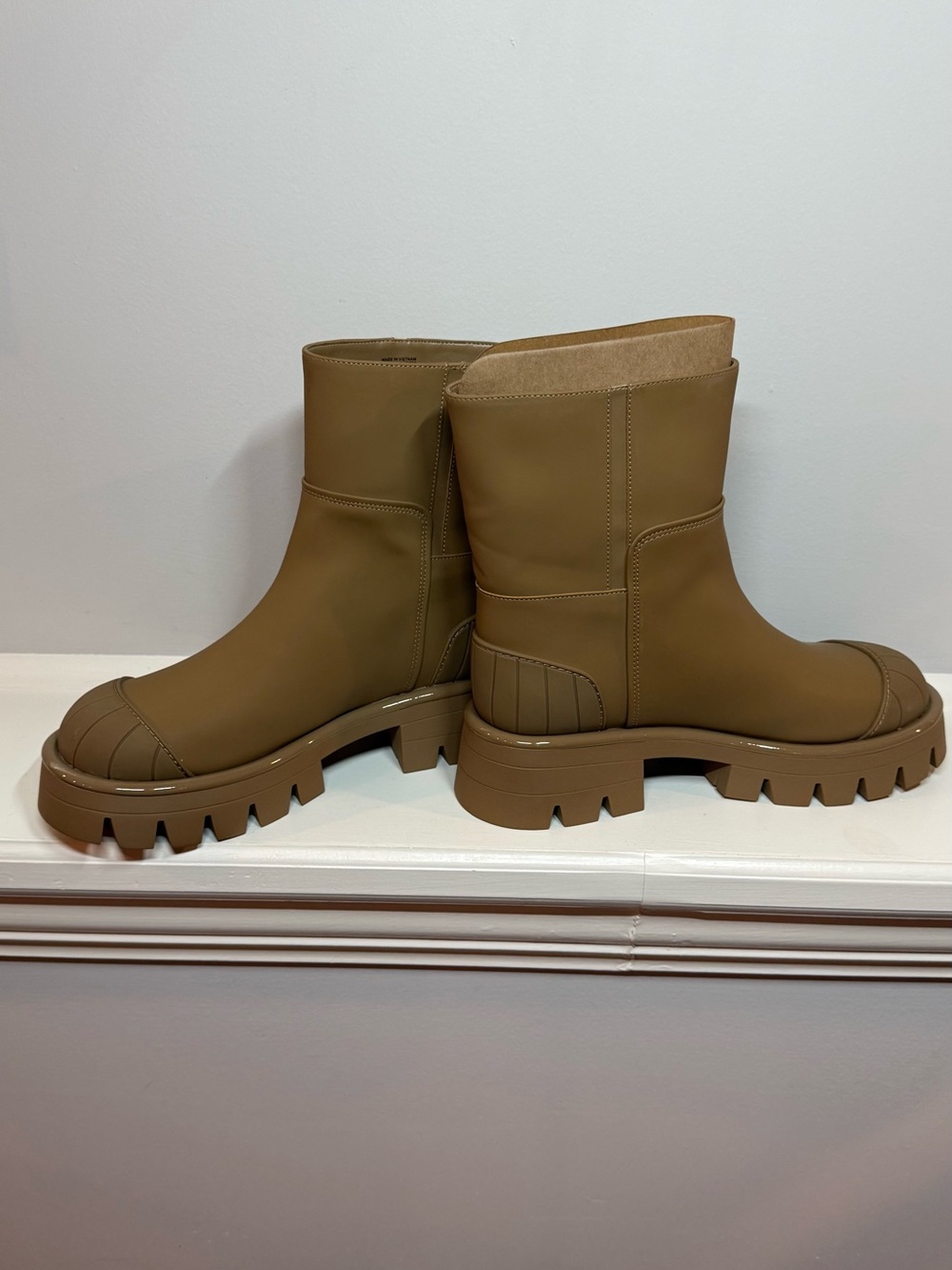 New Michael Kors chunky boots 8